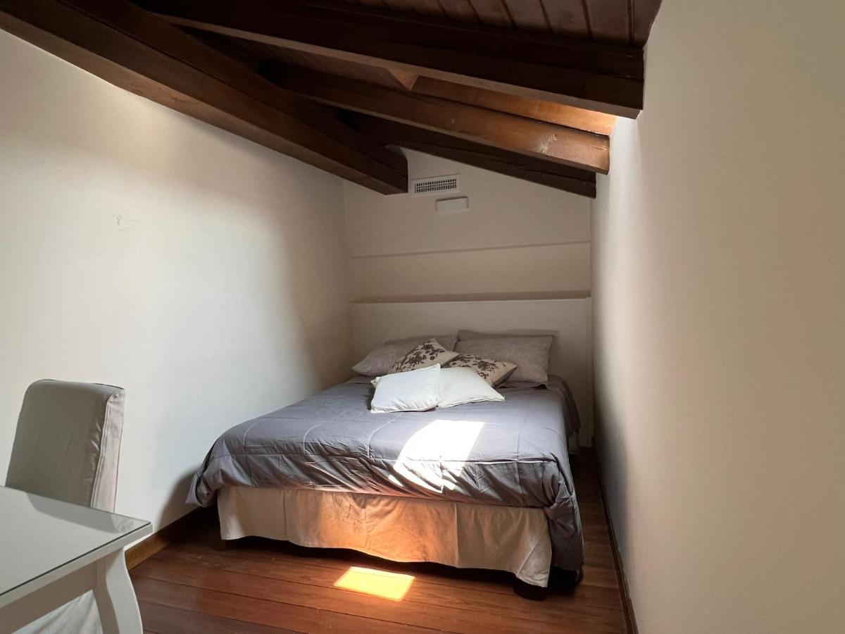 Appartement Il Salotto Sul Rio à Mantoue Extérieur photo