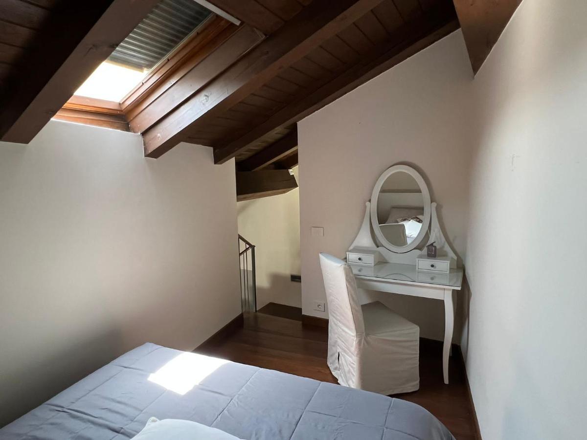 Appartement Il Salotto Sul Rio à Mantoue Extérieur photo